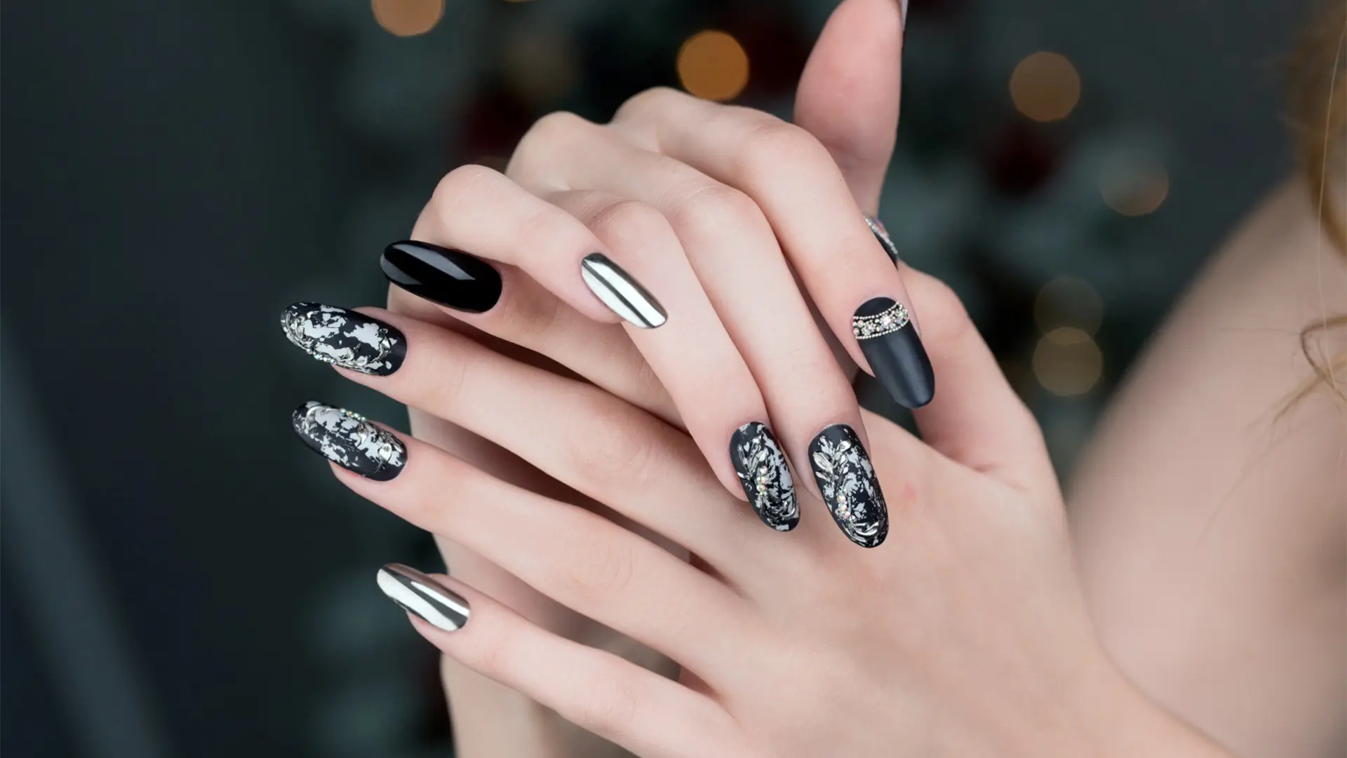 Karesi Protez Tırnak